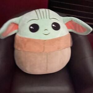 Squishmallow Large 20” Star Wars baby Yoda  squishee